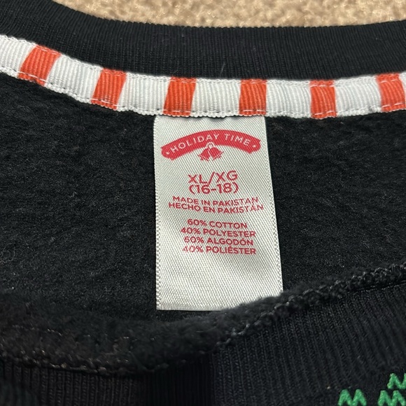 “Holiday Time” Sweatshirt “Ugly Christmas Sweater” fits ladies M-L or Men’s XS - Picture 5 of 13